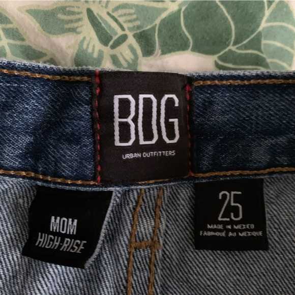 Bdg uo mom jeans - Picture 3 of 4